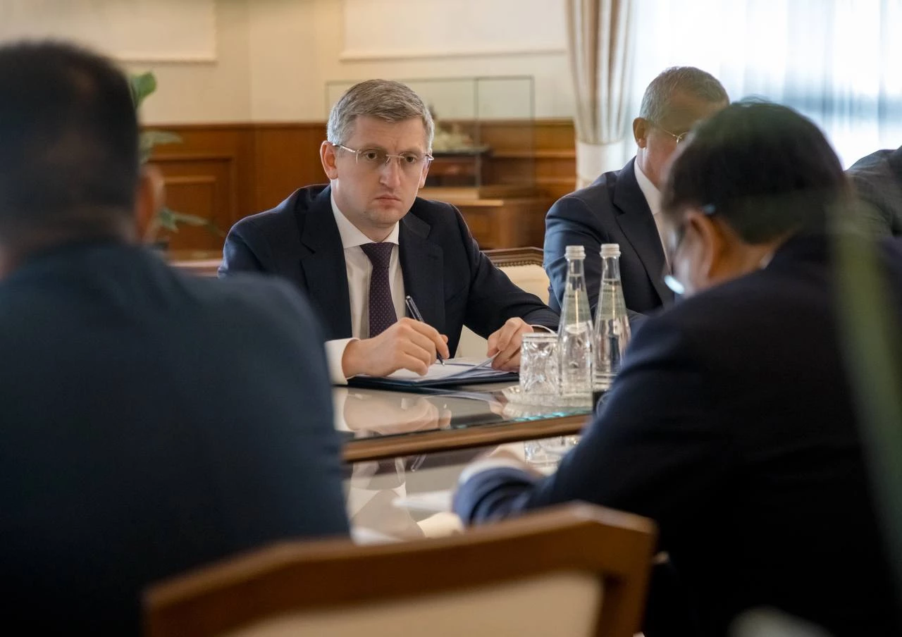 В Республике Тыва продолжается работа по реконструкции автомобильного пункта пропуска Хандагайты