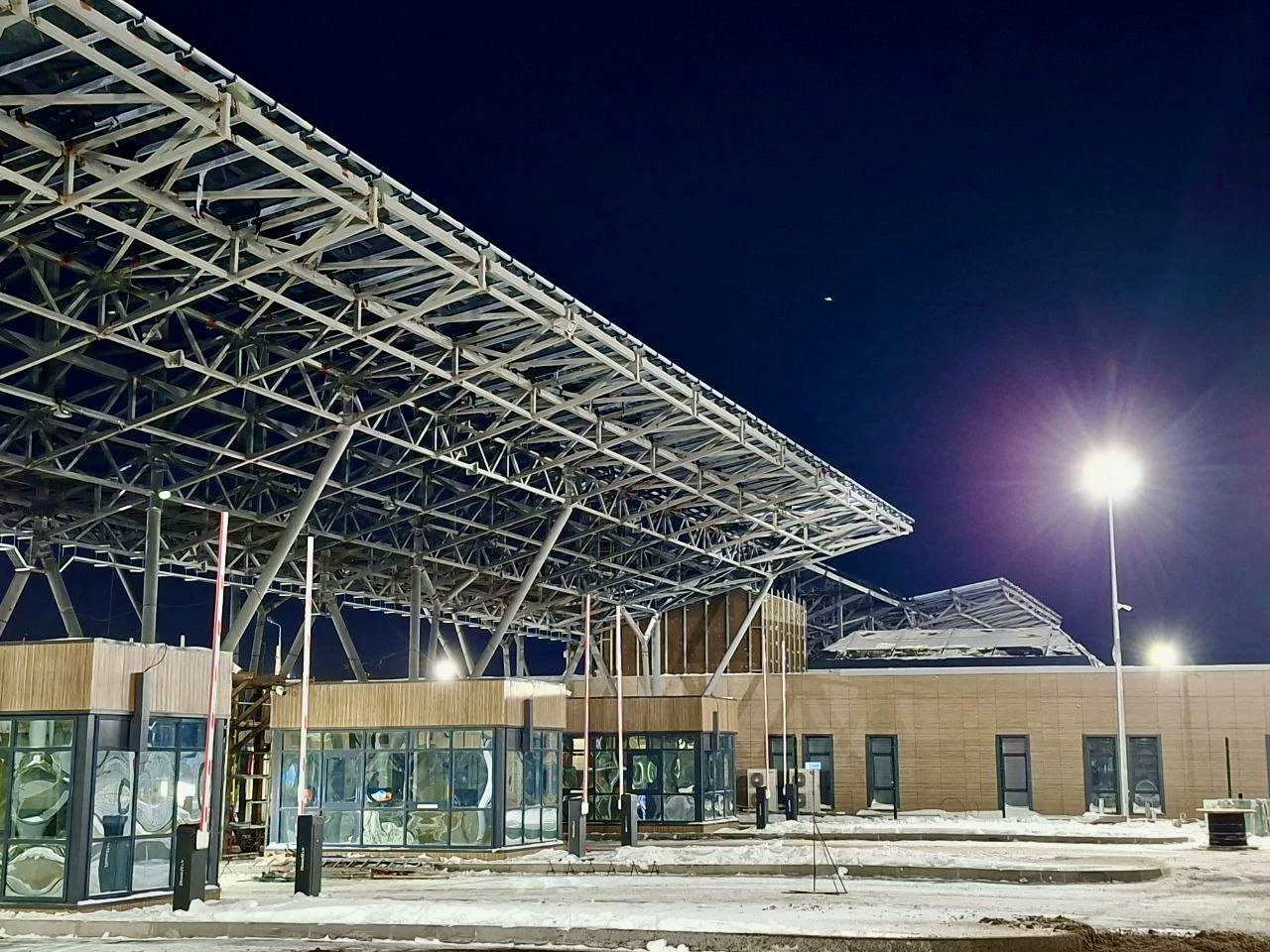 Автомобильное движение запустили на пункте пропуска Кани-Курган в Амурской области