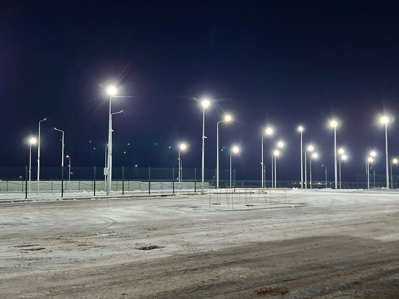 Автомобильное движение запустили на пункте пропуска Кани-Курган в Амурской области