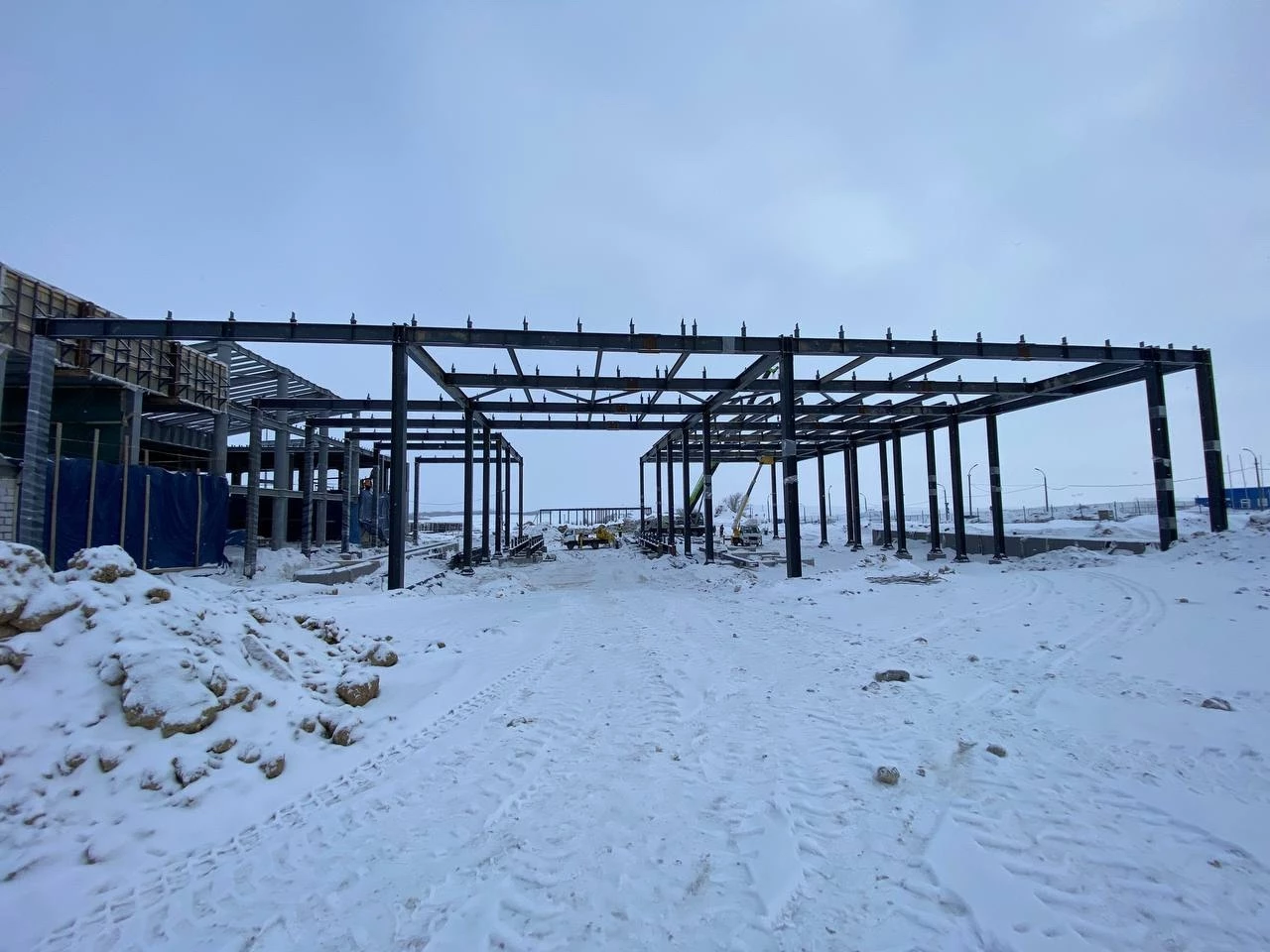 В автомобильном пункте пропуска Озинки ведутся строительно-монтажные работы по его модернизации