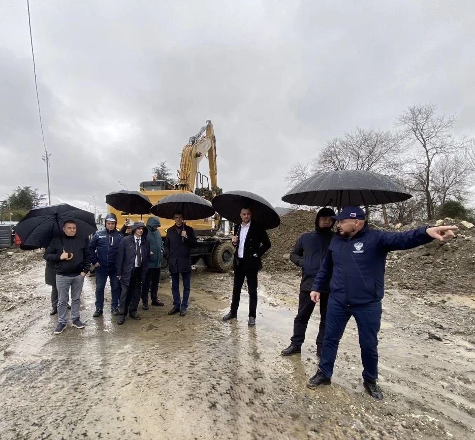 В Краснодарском крае обсудили вопросы реконструкции автомобильного пункта пропуска Адлер на границе с Абхазией