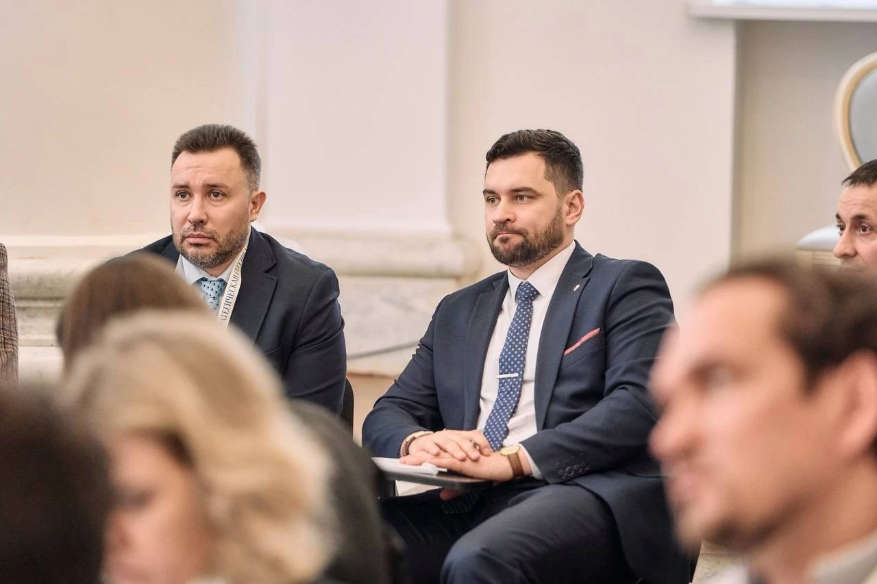 Росгранстрой принял участие в стратегической сессии на площадке РУТ