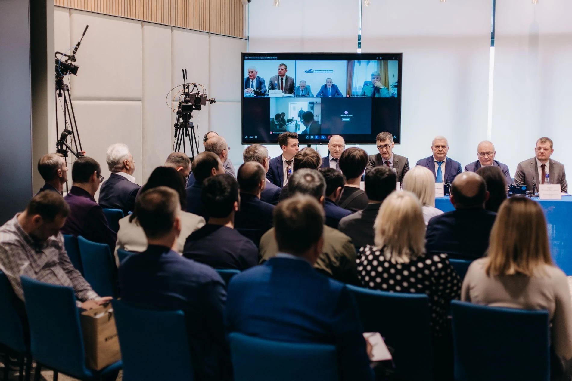 Представитель Росгранстроя рассказал о работе системы электронной очереди в Верхнем Ларсе