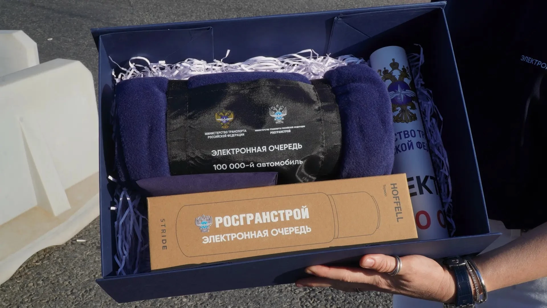 Стотысячный автомобиль проехал по электронной очереди к пункту пропуска Верхний Ларс