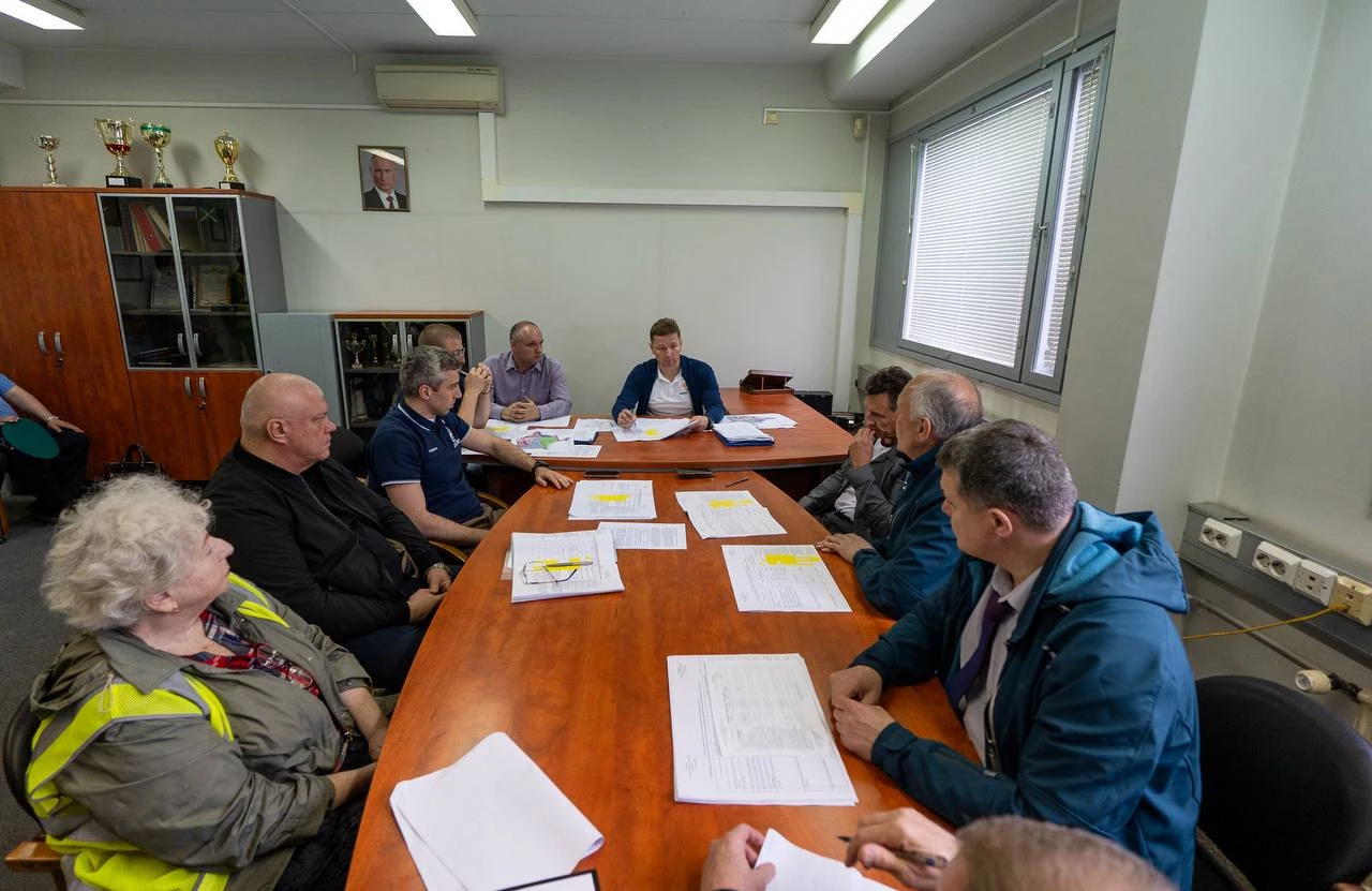 В Псковской области обсудили ход работ по реконструкции автомобильного пункта пропуска Бурачки