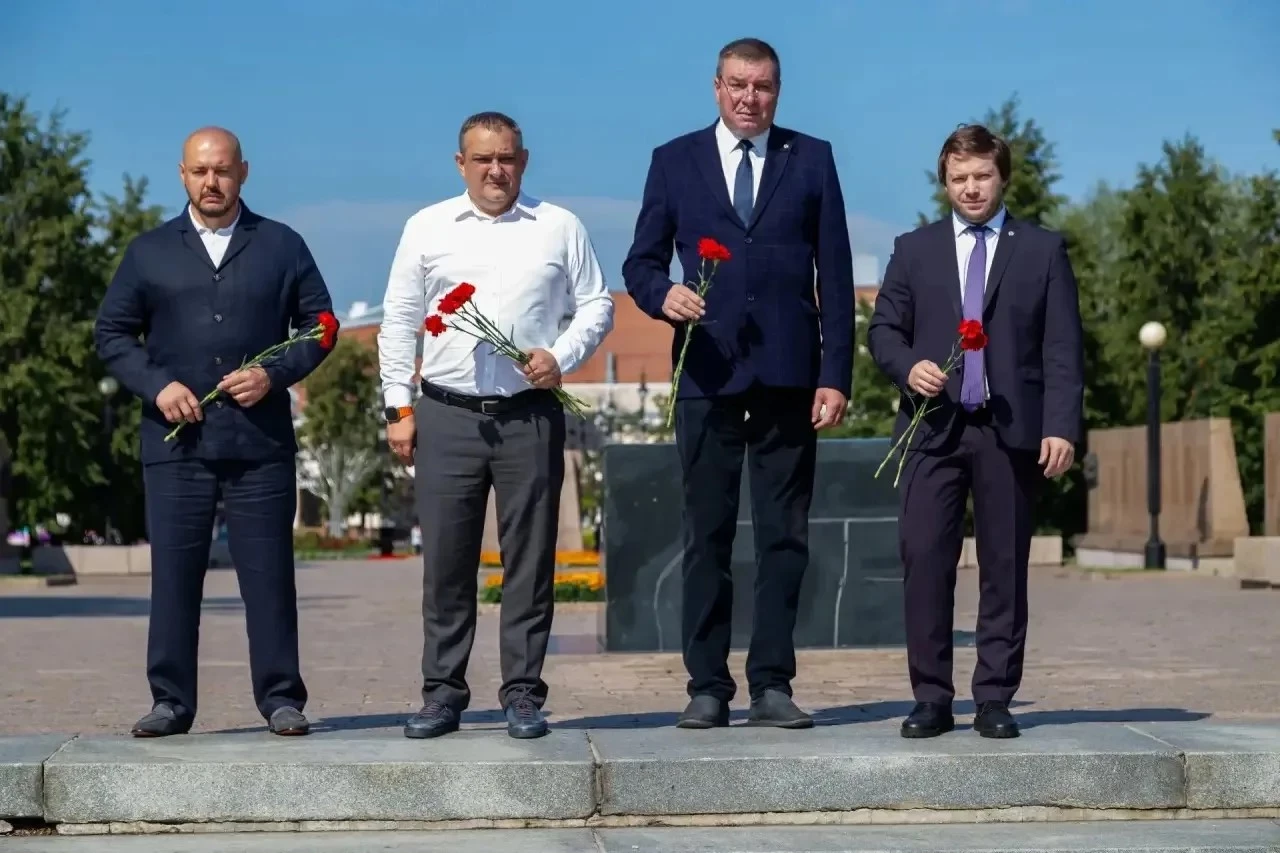 Первый заместитель руководителя Росгранстроя Артем Русанов провел рабочую встречу с коллективом Челябинского филиала