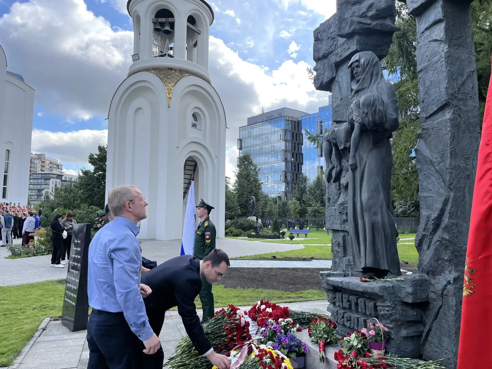 В Санкт-Петербурге отдали дань памяти жертвам трагедии в Беслане