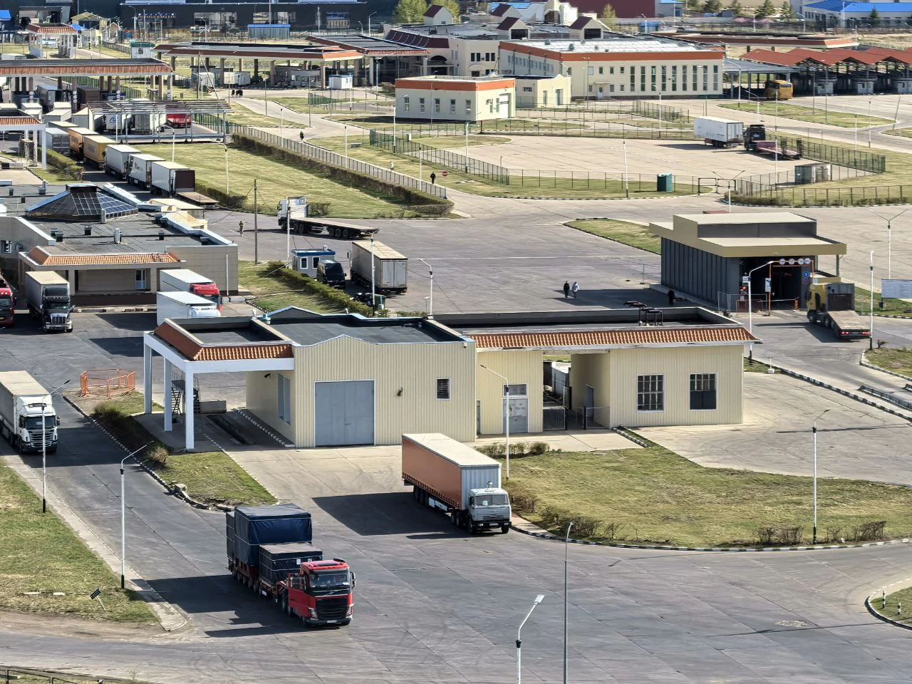 Росгранстрой продолжает реконструкцию самого большого по площади автомобильного пункта пропуска - Забайкальск