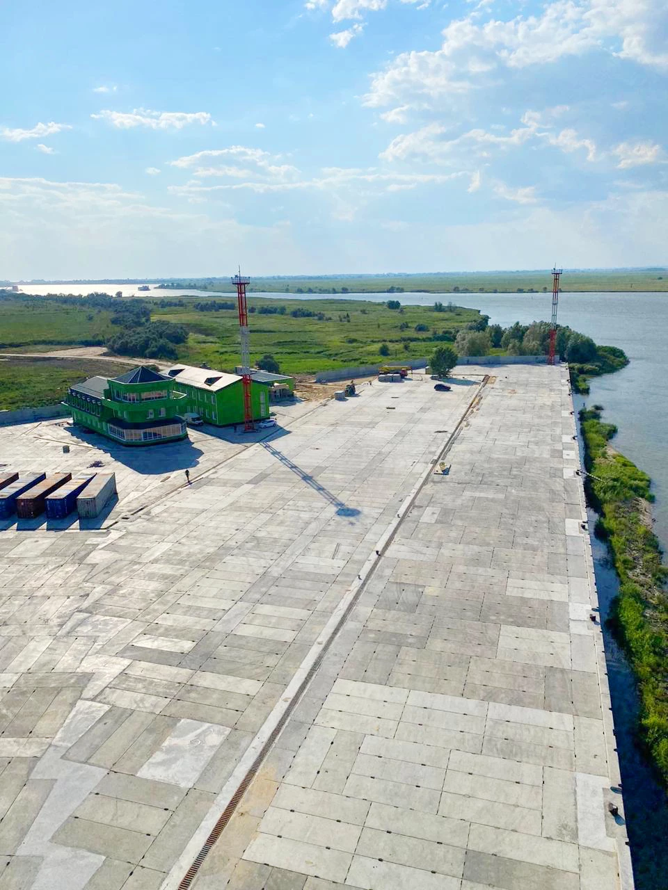 В морском порту Азов выросли пропускные мощности через госграницу 