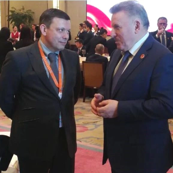 Руководитель ФГКУ Росгранстрой Леонид Бершанский принял участие в ряде рабочих встреч и торжественных мероприятий в рамках рабочей поездки в Китайскую Народную Республику 