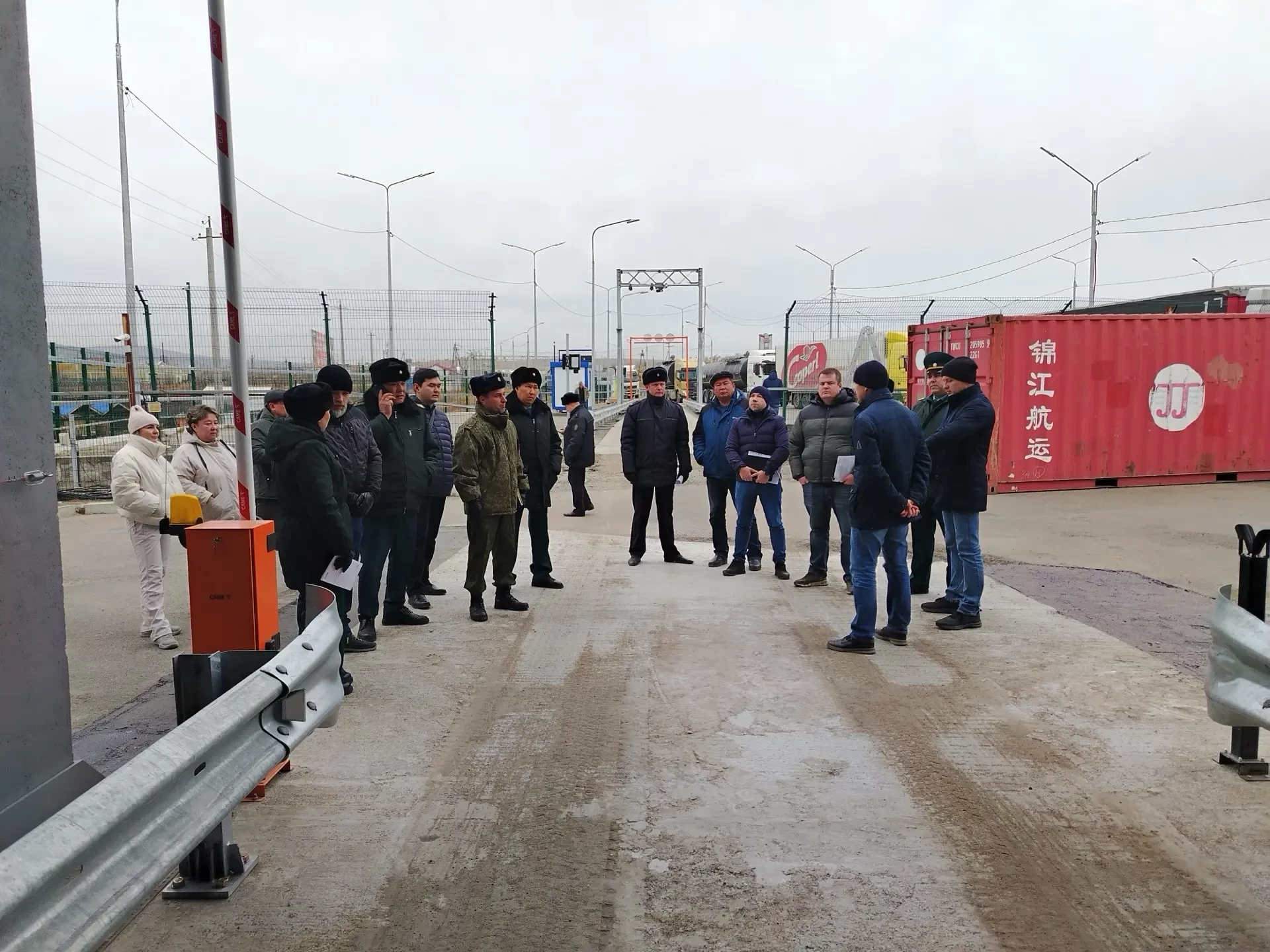 Автомобильный пункт пропуска Кяхта оснащен портальными инспекционно-досмотровыми комплексами