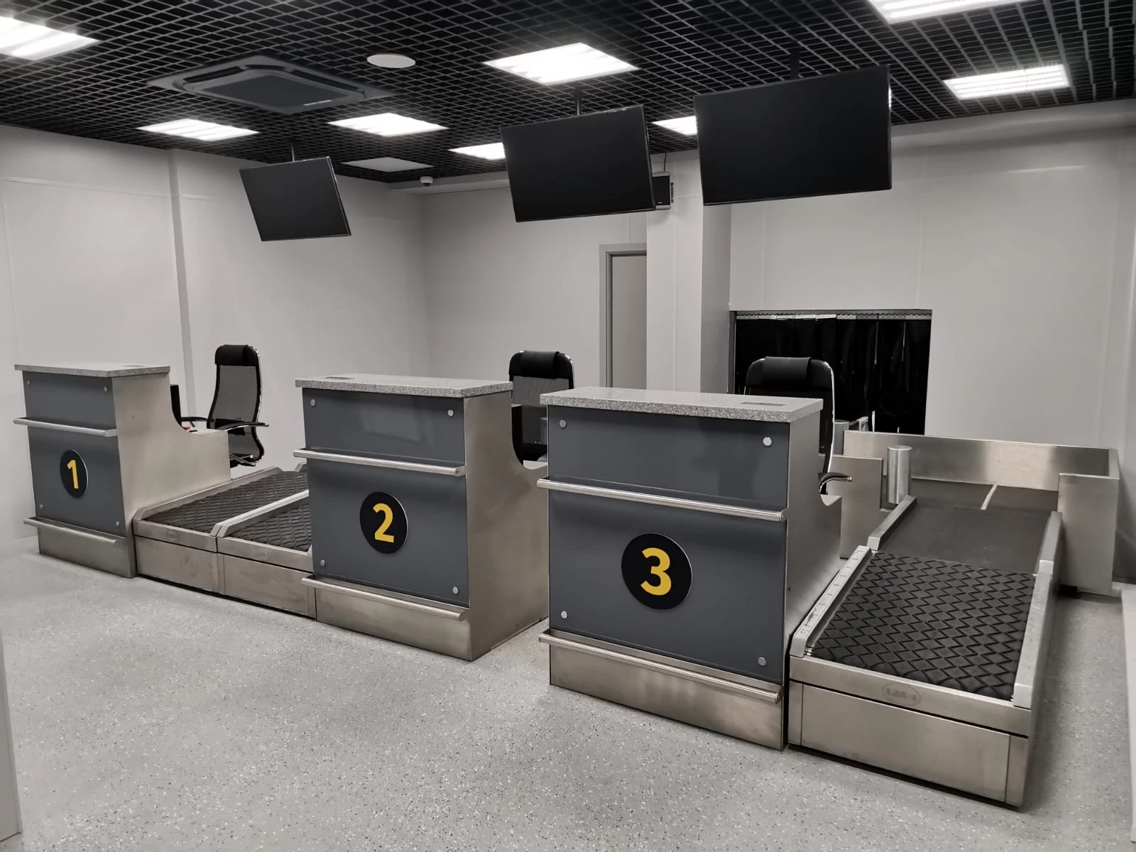 Создана современная инфраструктура воздушного пункта пропуска через государственную границу в международном аэропорту Благовещенска. Проведена комиссия по определению его пределов 