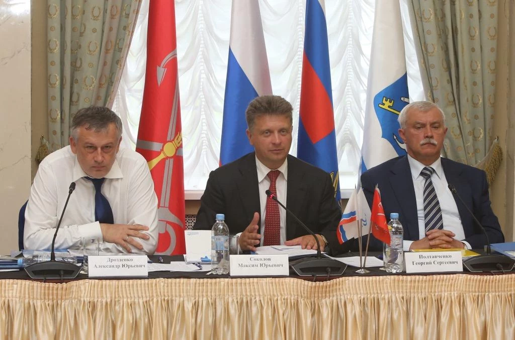 Руководитель ФГКУ Росгранстрой Леонид Бершанский принял участие в заседании коорсовета под председательством Министра транспорта РФ Максима Соколова по развитию транспортной системы Санкт-Петербурга и Ленинградской области 