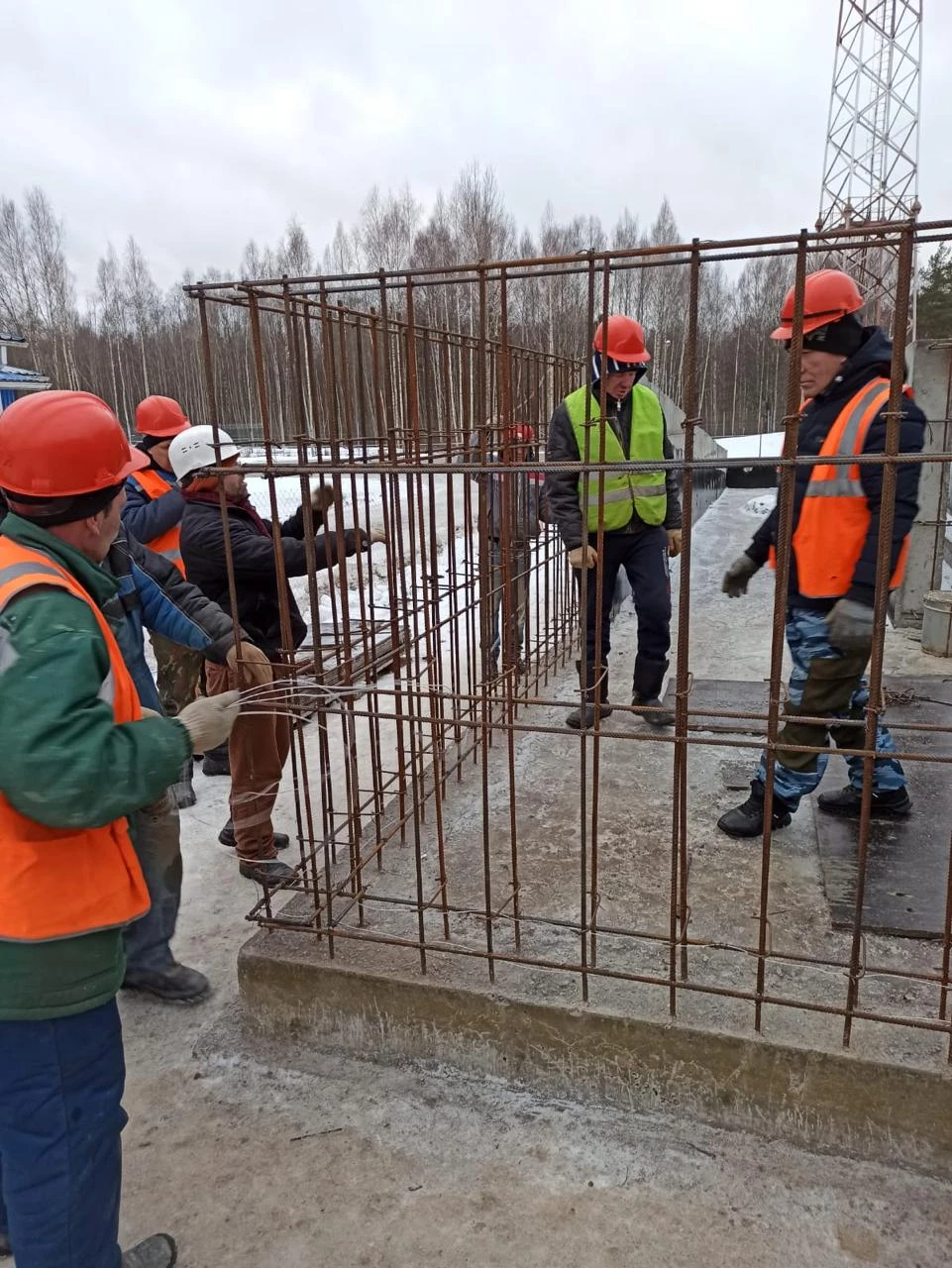 В Псковской области продолжаются работы по реконструкции автомобильного пункта пропуска Бурачки на границе с Латвией 