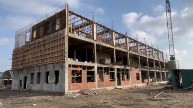 v5rlwrpoe2r1wixbqenunn30qt42yooq