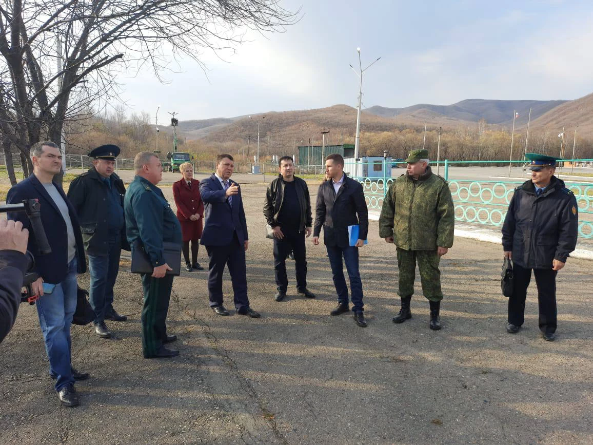 Сенаторы Совета Федерации ознакомились с ходом модернизации приоритетных пунктов пропуска через госграницу на восточном полигоне и юге России 