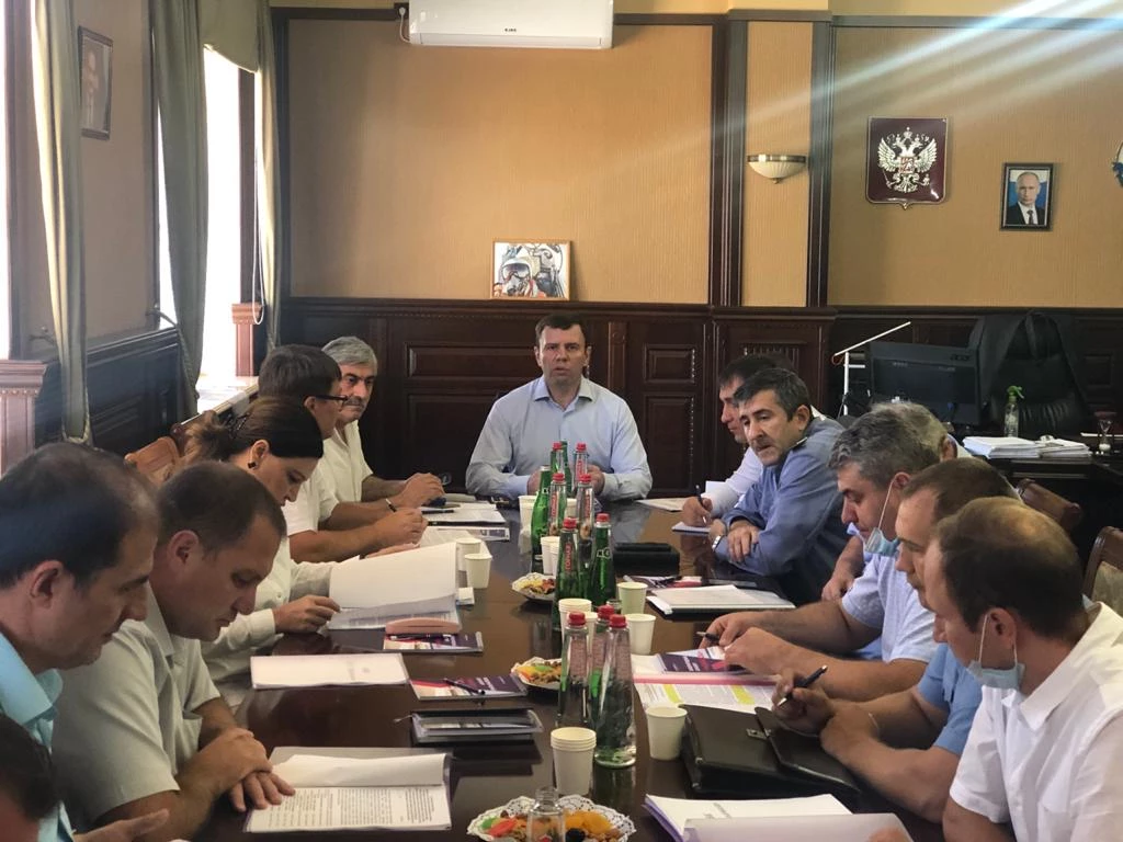 ФГКУ Росграснтрой реализованы мероприятия по техническому перевооружению пункта пропуска через государственную границу в новом международном терминале аэропорта Махачкала (Уйташ) 