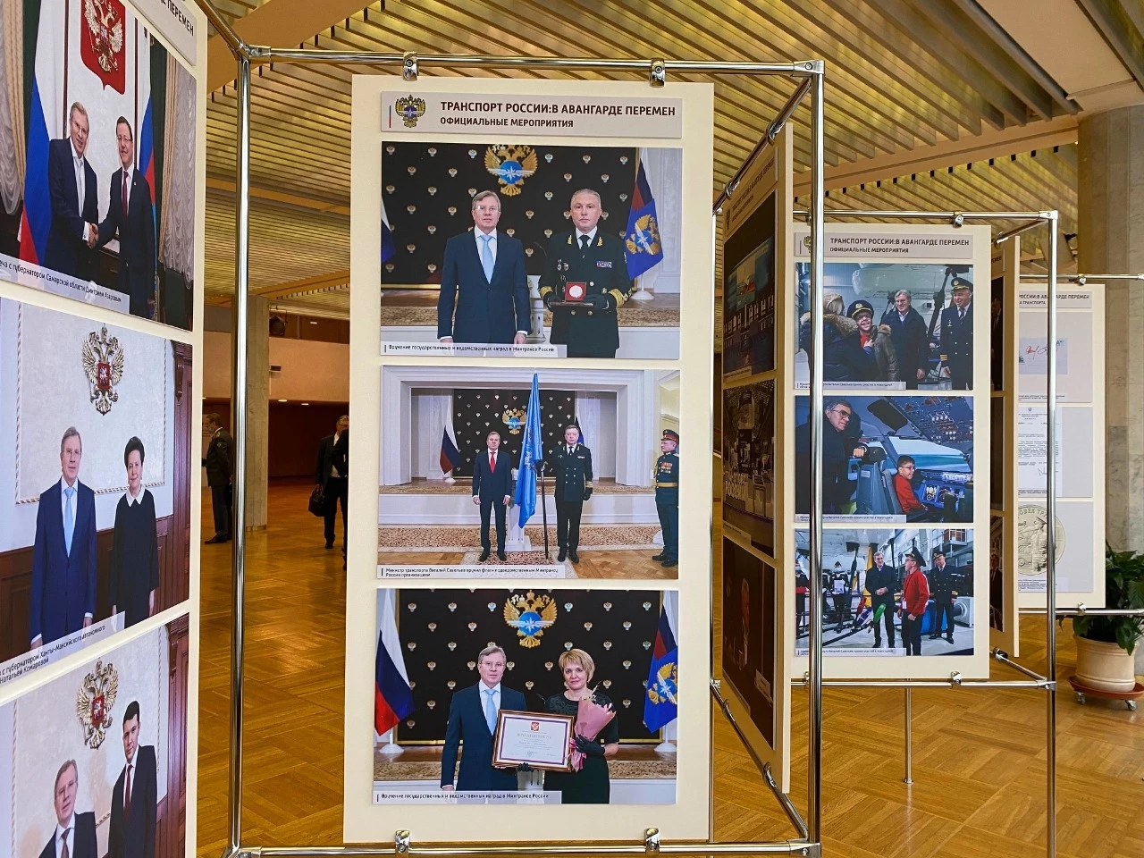 На итоговой коллегии Минтранса России министр транспорта Виталий Савельев озвучил планы по обустройству пунктов пропуска через госграницу до 2024 года 