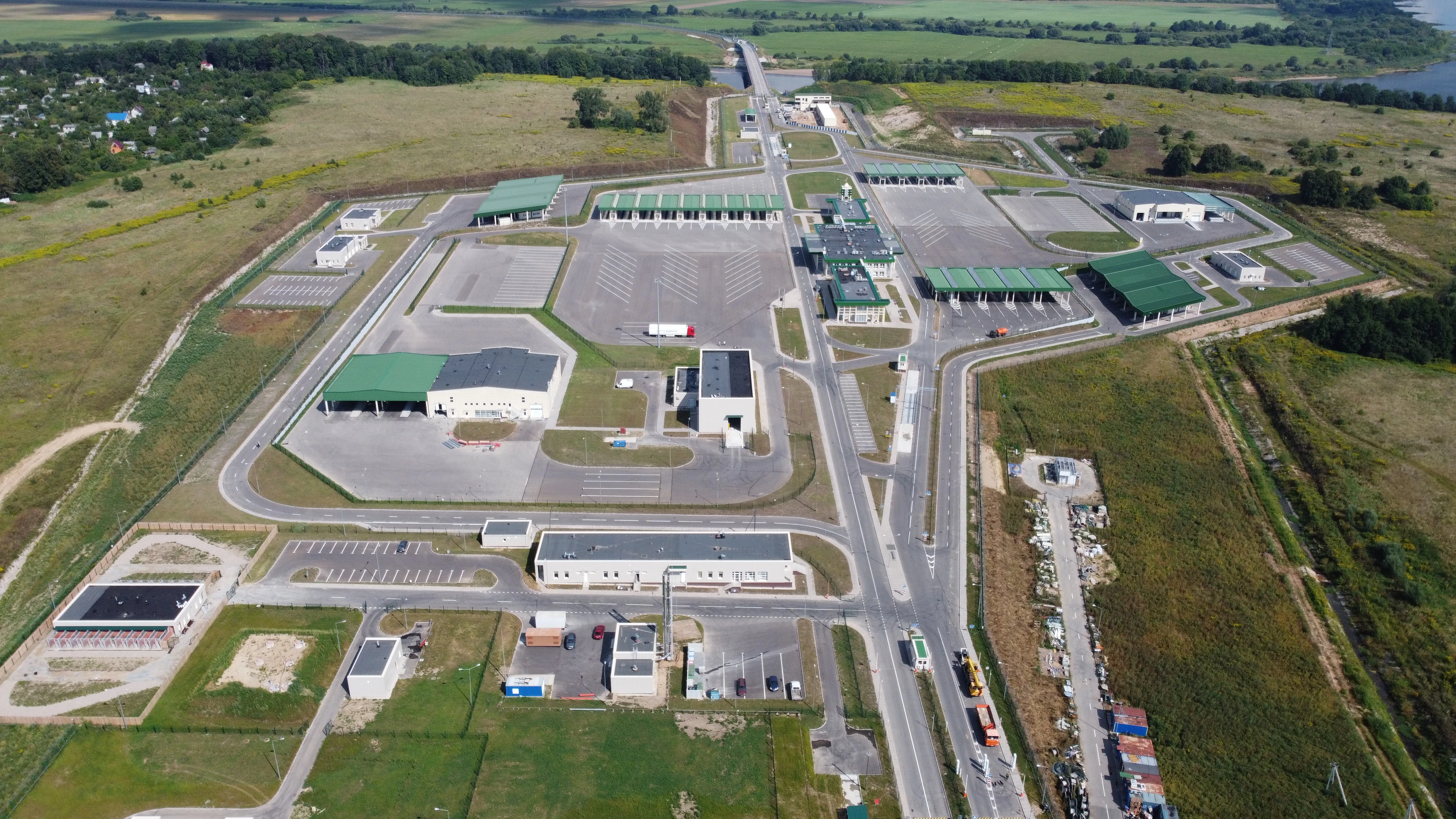 В Калининградской области завершено строительство нового автомобильного пункта пропуска Дубки 