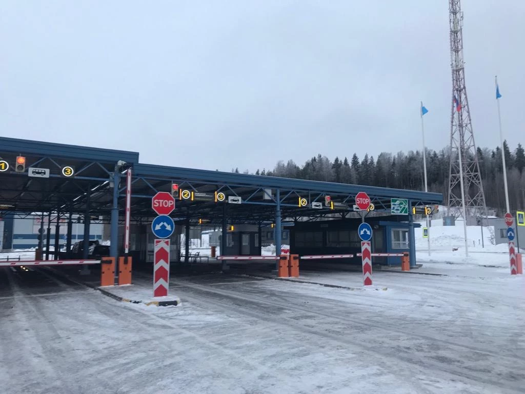 Автомобильный пункт пропуска Светогорск в Ленинградской области подключили к российским электрическим сетям