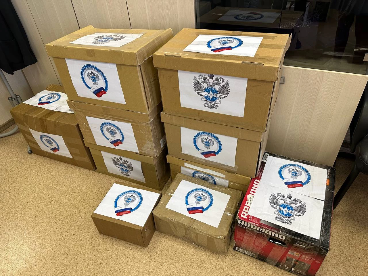 Росгранстрой передал гуманитарную помощь детям Донбасса и морским пехотинцам Черноморского флота