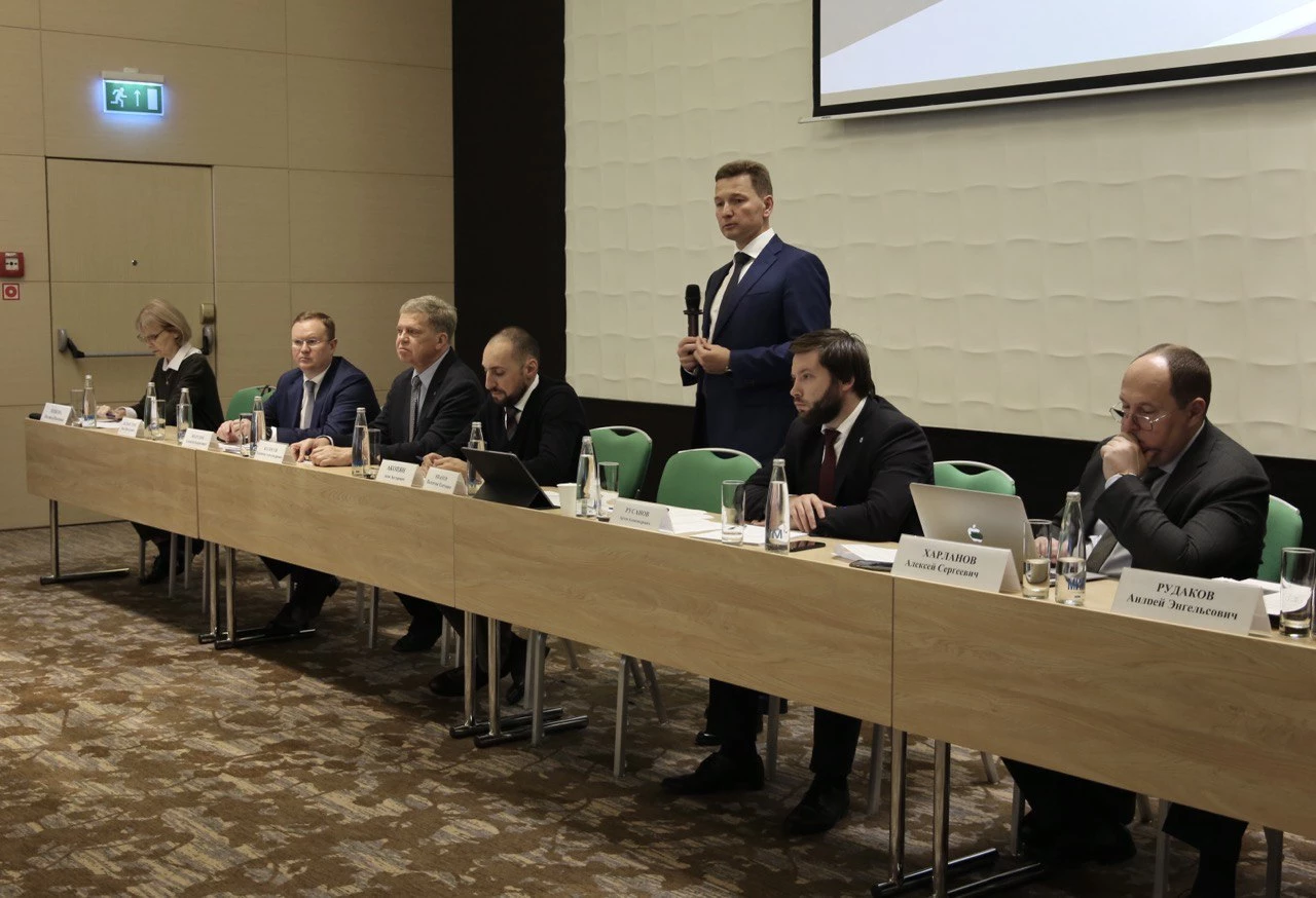 В рамках всероссийской научно-практической конференции ведущие специалисты страны обсудили вопросы развития трансграничной инфраструктуры в новых геополитических условиях