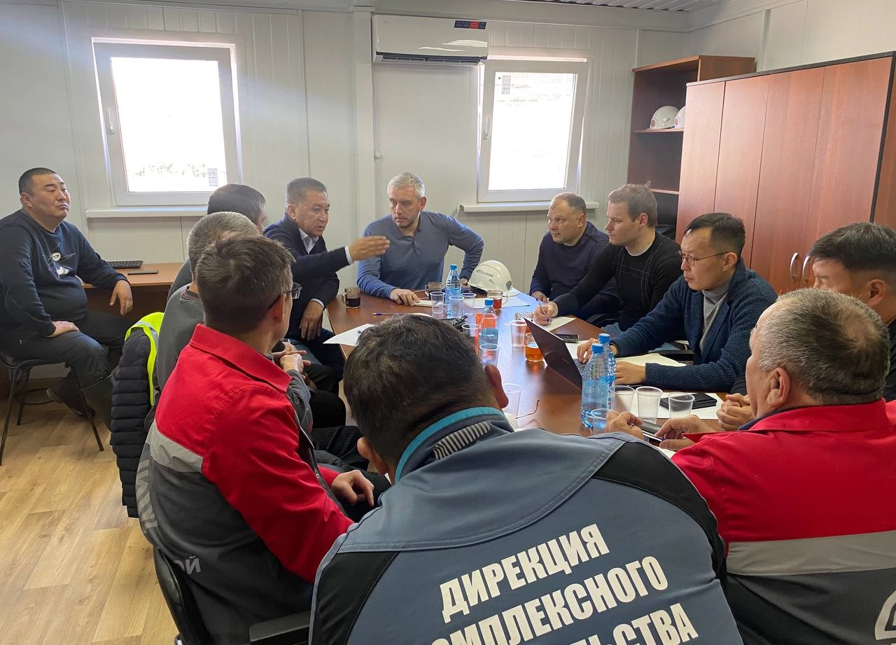 Работы по реконструкции автомобильного пункта пропуска Хандагайты в Республике Тыва на особом контроле 