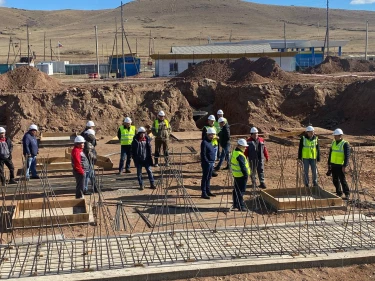 kbosyzrdn9n7wpyjik3fqe0ah86hnzer