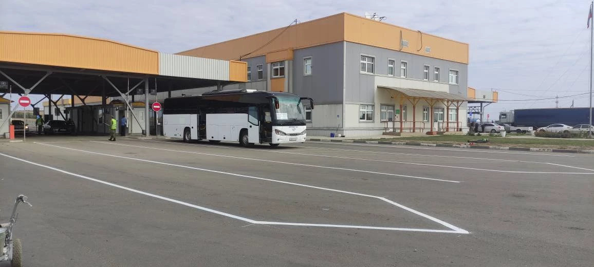 Накопитель на выезд из РФ после навеса