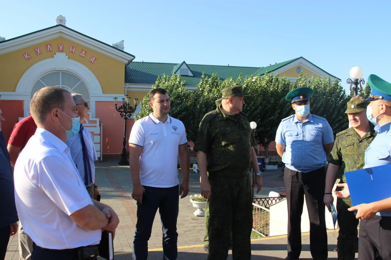 Руководитель ФГКУ Росгранстрой Виталий Шишмарёв и губернатор Алтайского края Виктор Томенко обсудили перспективы строительства и реконструкции пунктов пропуска на границе с Казахстаном 