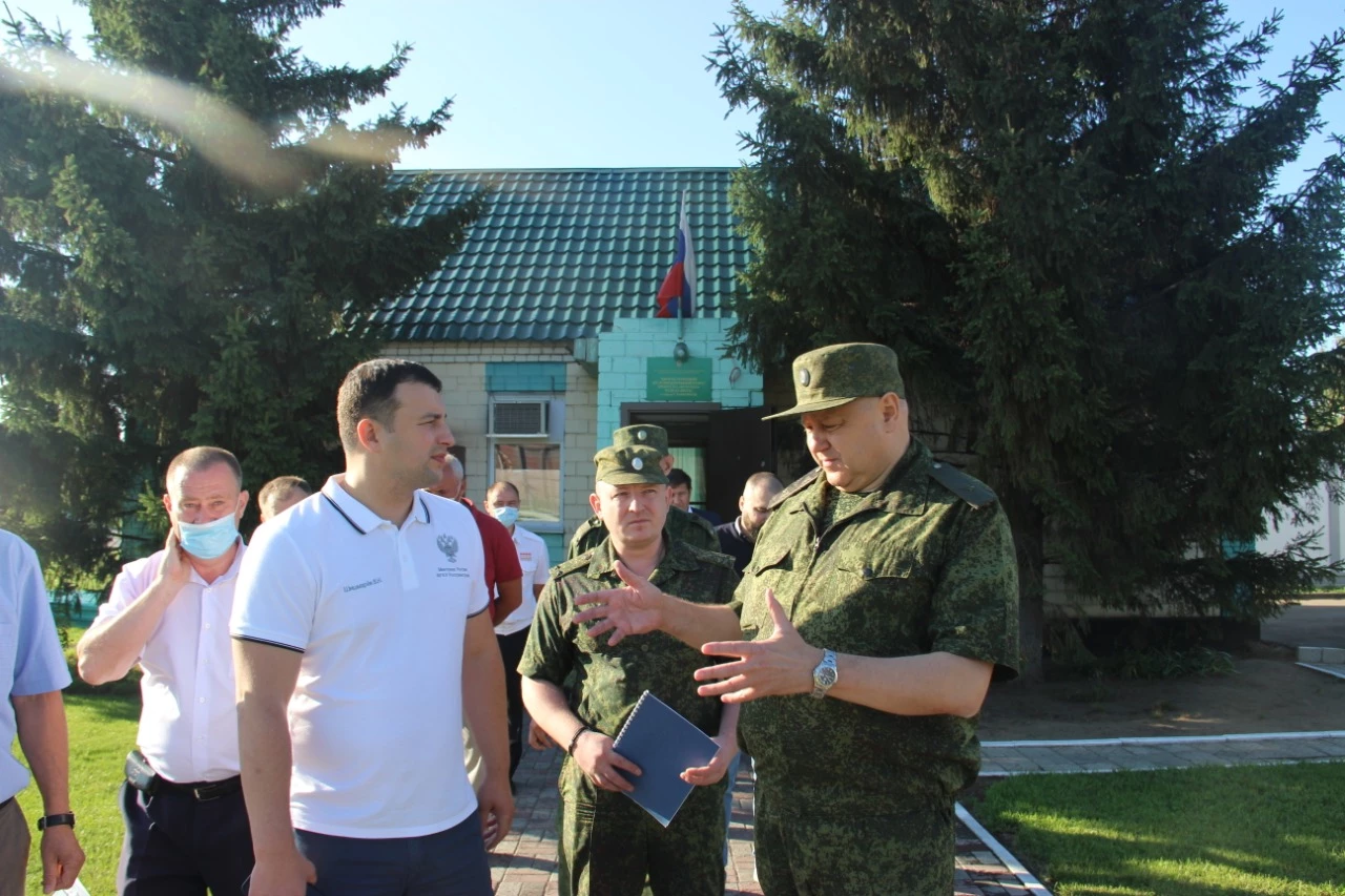 Руководитель ФГКУ Росгранстрой Виталий Шишмарёв и губернатор Алтайского края Виктор Томенко обсудили перспективы строительства и реконструкции пунктов пропуска на границе с Казахстаном 