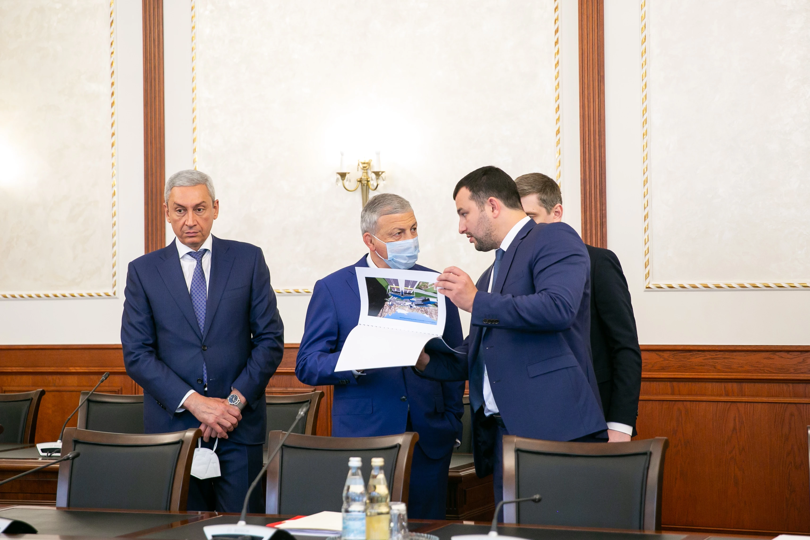 Развитие дорожной отрасли Северной Осетии и планы по реконструкции пункта пропуска Верхний Ларс на границе с Грузией стали предметом обсуждения в Минтрансе России 