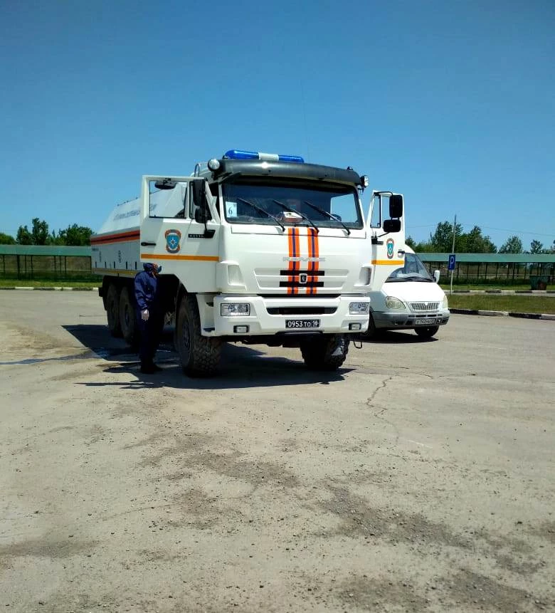 Силами МЧС проведены работы по дезинфекции зданий, помещений и территории автомобильного пункта пропуска Яраг-Казмаляр на границе с Азербайджаном 