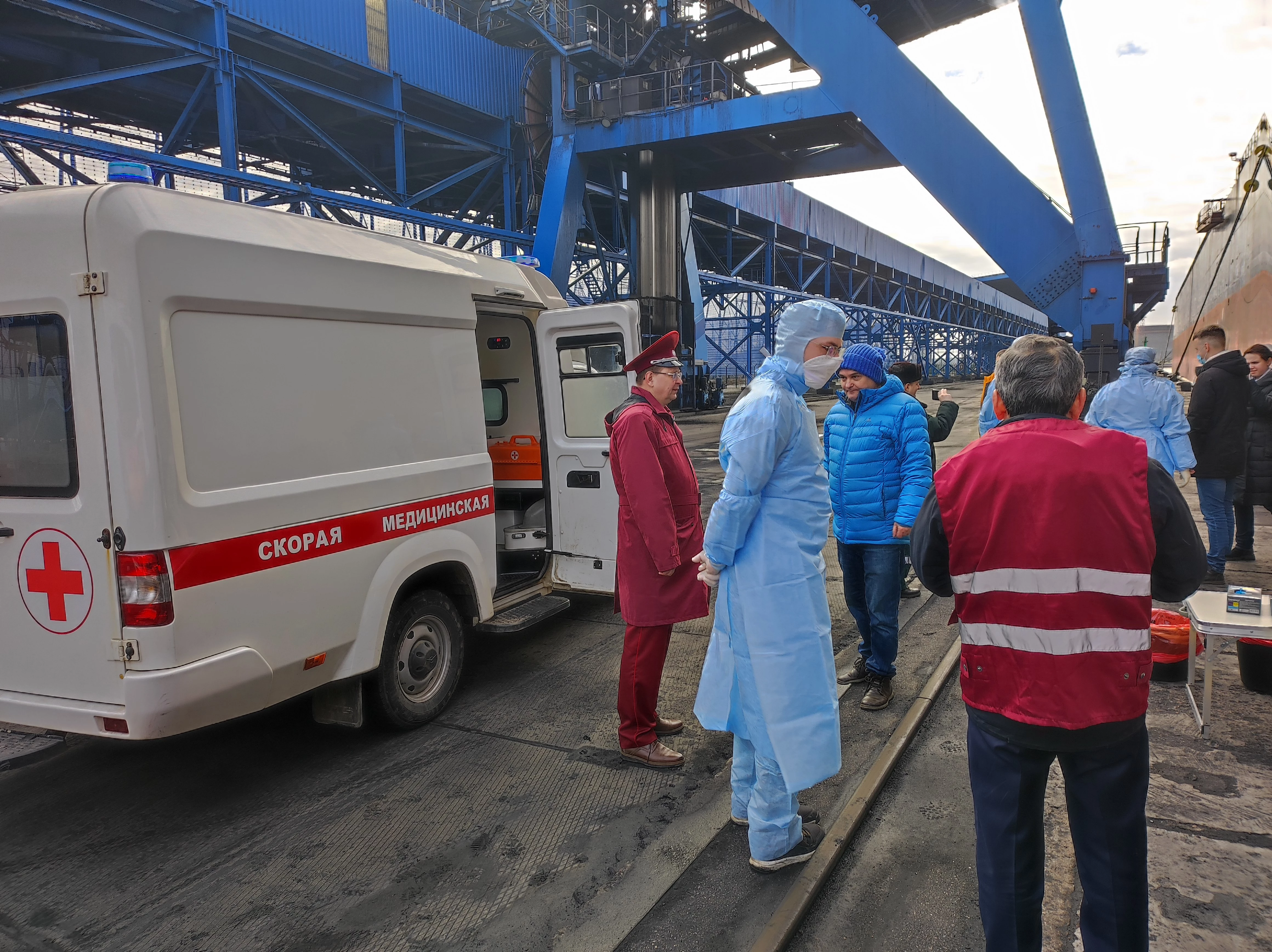 В морском пункте пропуска Усть-Луга прошли учения по предупреждению завоза и распространения особо опасных инфекций