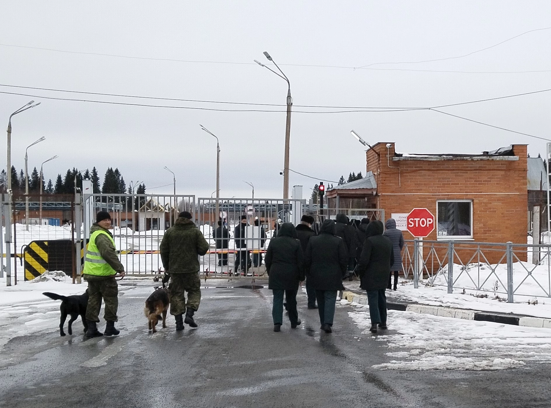 В автомобильном пункте пропуска Вяртсиля прошла тренировка по отработке взаимодействия при возникновении экстренных ситуаций