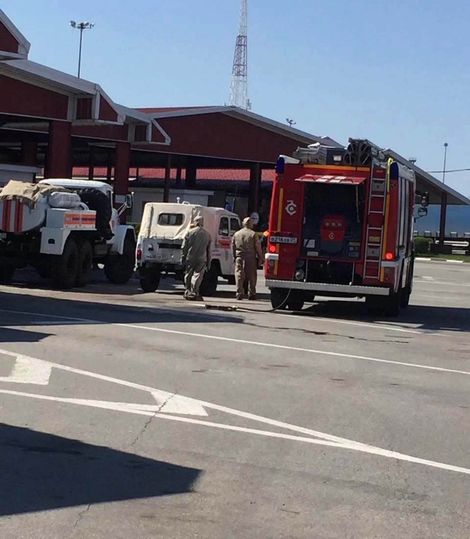 В целях предотвращения распространения коронавирусной инфекции в автомобильных пунктах пропуска Морское, Брусничное, Торфяновка и Нехотеевка проведена очередная дезинфекция территорий и помещений 