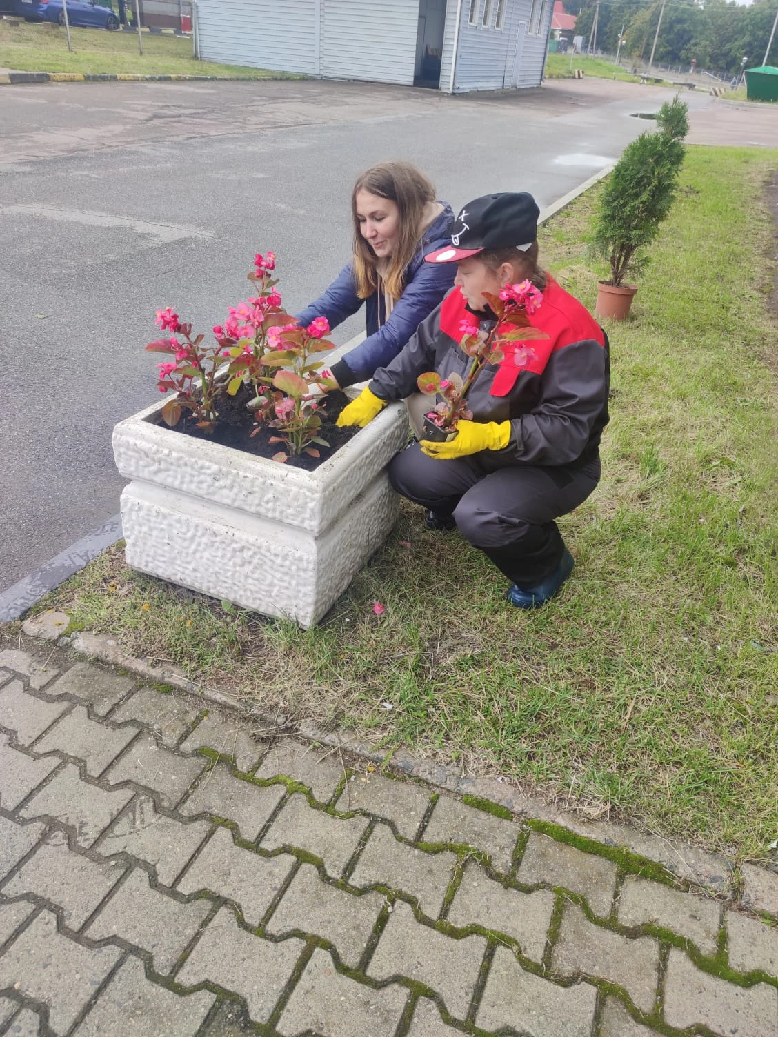 В пунктах пропуска через госграницу РФ в Ленинградской области и Карелии проведены субботники 