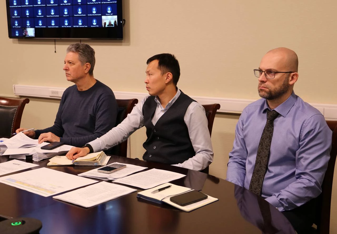 Геннадий Безлобенко подвел итоги работы подрядных организаций за текущий год