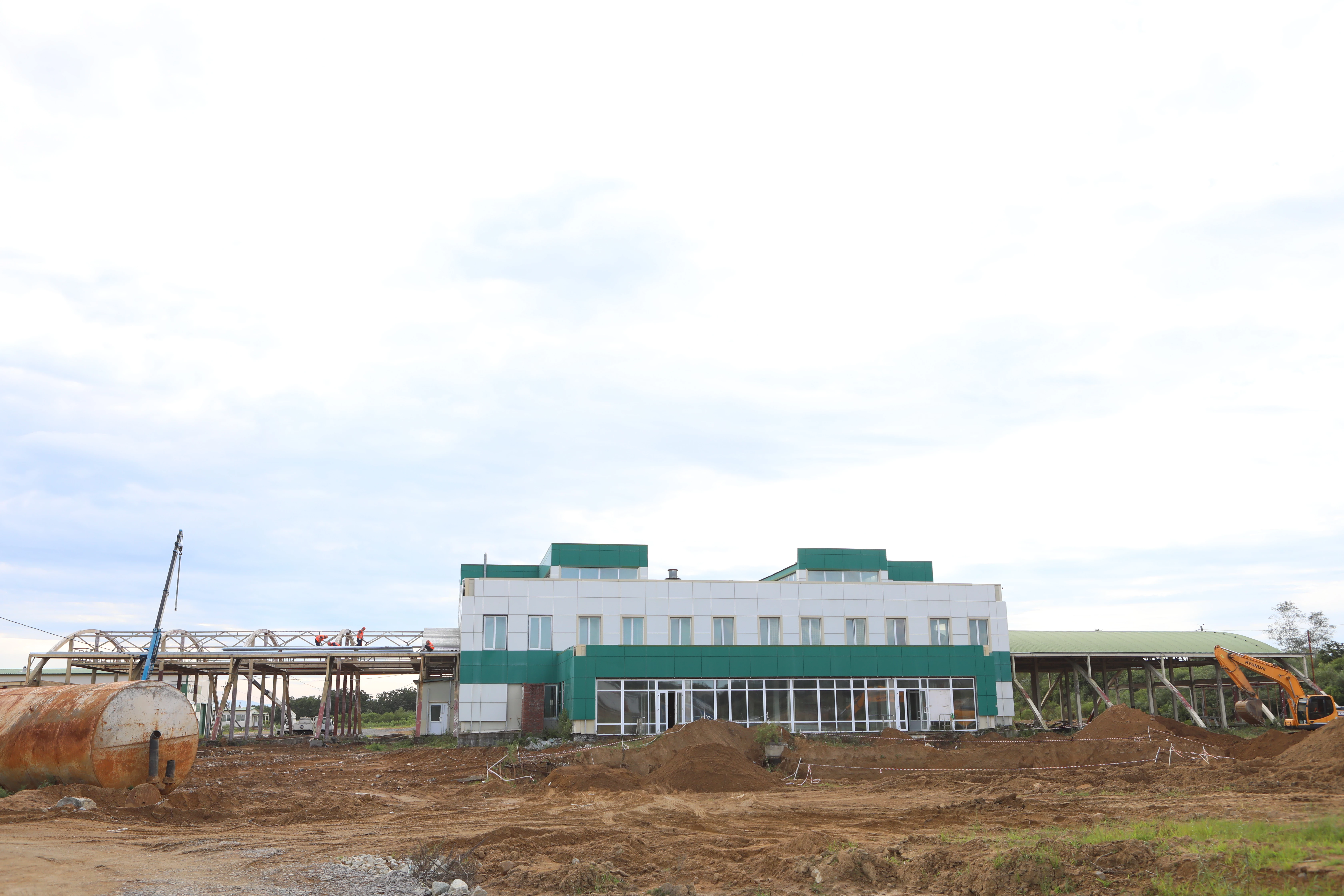 Руководитель ФГКУ Росгранстрой Геннадий Безлобенко вместе с губернатором Приморского края Олегом Кожемяко посетили строящиеся пункты пропуска Краскино и Марково на границе с КНР 