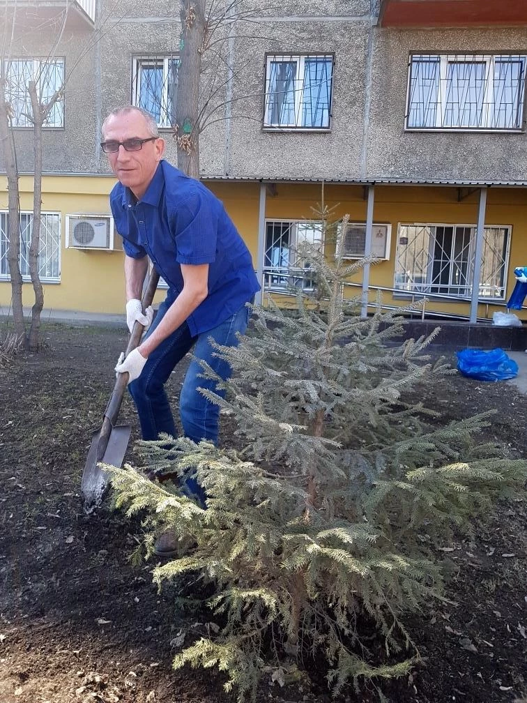Сотрудники Уральского филиала ФГКУ Росгранстрой приняли участие во всероссийском субботнике 