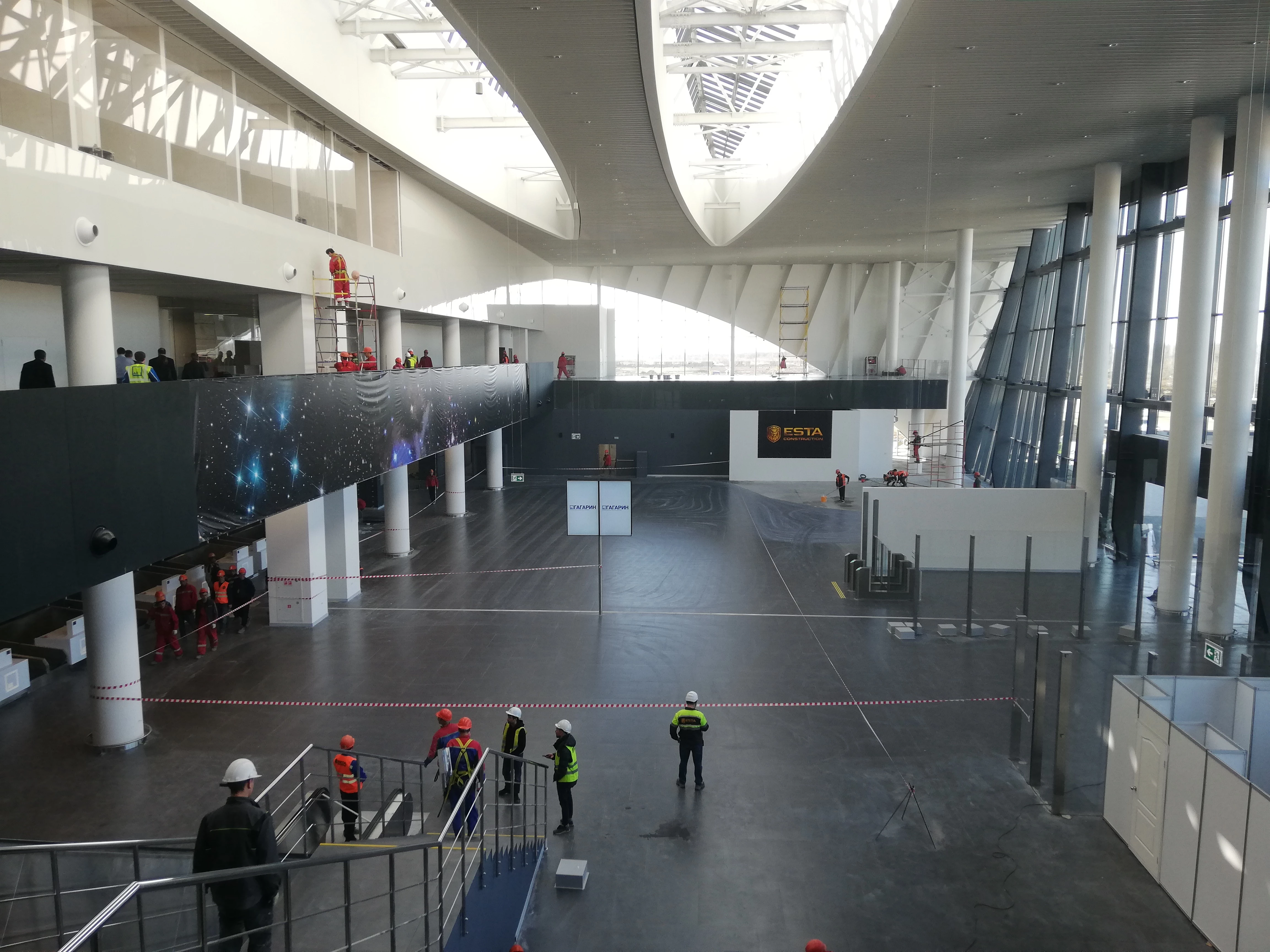 Председатель Государственной думы Вячеслав Володин провел совещание в строящемся международном аэропорту «Гагарин» (г.Саратов) 