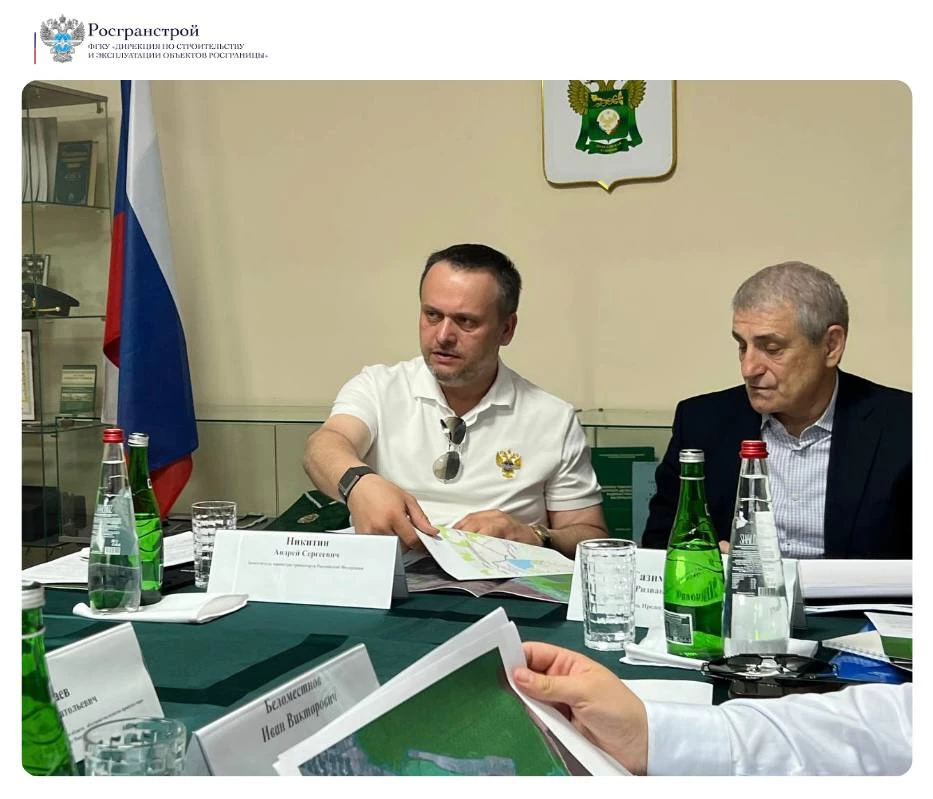 Ознакомились с ходом внедрения первого интеллектуального пункта пропуска